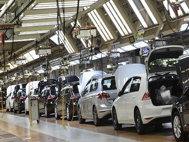 نشست ویژه گمرک با خودروسازان برای افزایش صادرات خودرو