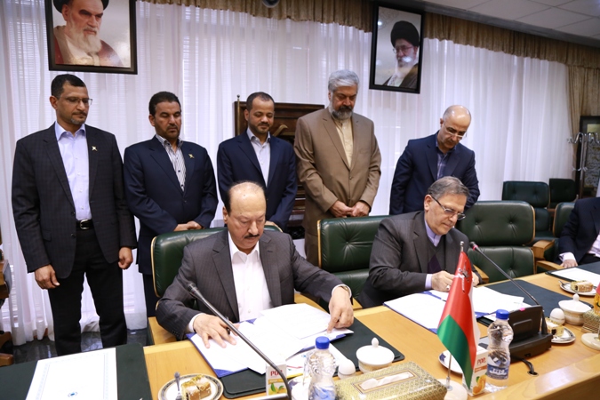 تفاهم نامه همکاری بانکی میان ایران و عمان امضا شد