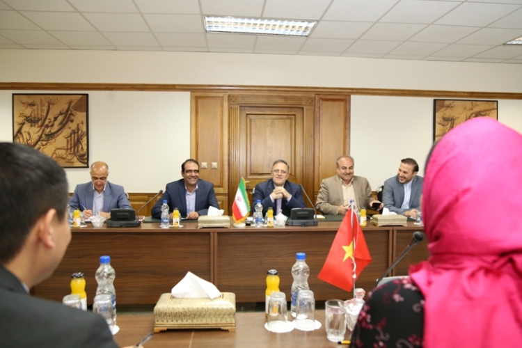 برگزاری اولین جلسه کمیته مشترک بانکی ایران و ویتنام 