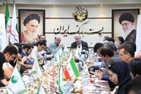 دکتر فرحی : مشتریان پست بانک ایران نظرات خود را در مورد میز خدمت الکترونیکی بانک اعلام کنند 