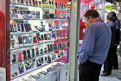 گران‌فروشی و احتکار در بازار موبایل ادامه دارد