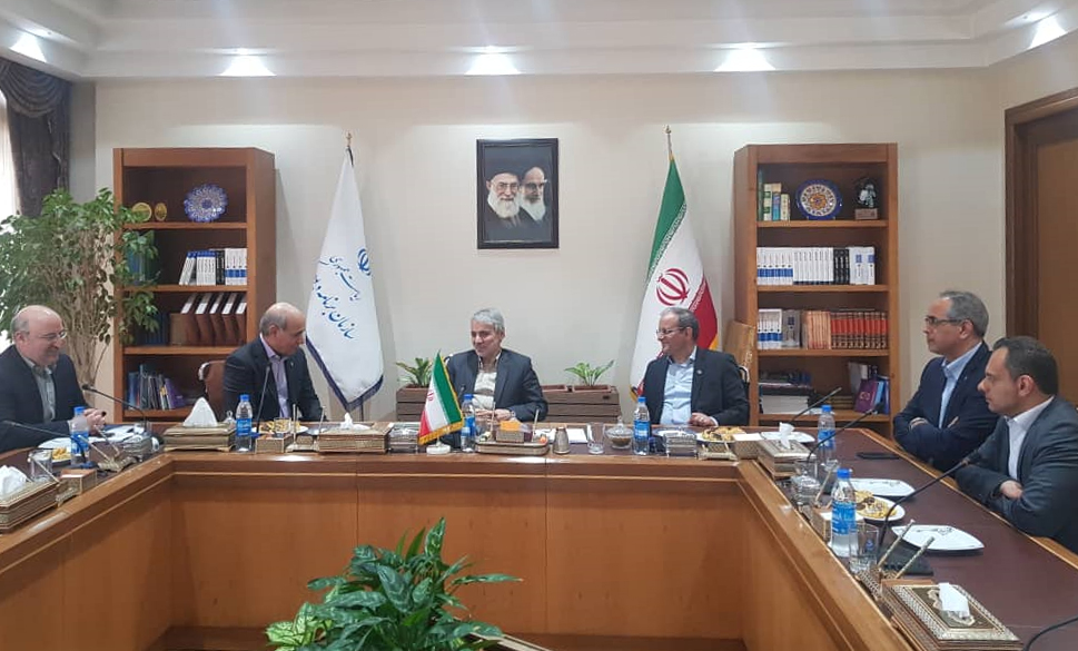 دیدار مدیرعامل و اعضای هیئت‌مدیره بانک توسعه تعاون با دکتر نوبخت معاون رئیس‌جمهور و رئیس سازمان برنامه‌وبودجه 