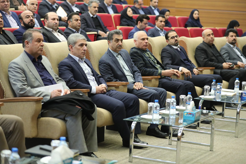 مدیرعامل بانک ملی ایران: روسای شعب باید دانش بانکی خود را به روز کنند 